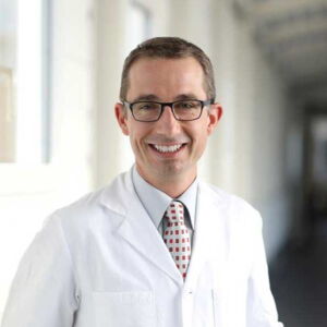 Dr. med. Robert Schorn <br>Leitender Arzt Innere Medizin<br> Fachbereichsleitung Nephrologie