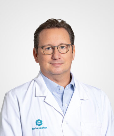 Dr. med.  Nickolaus  Heeren 