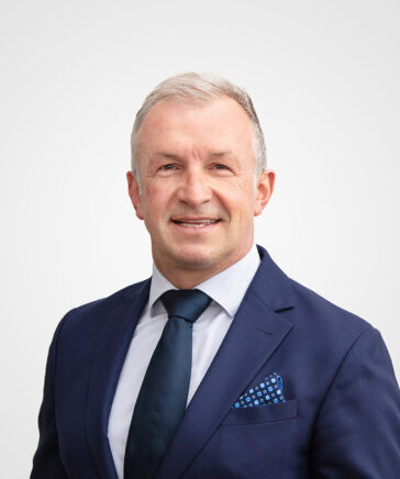 Dr. med. Jürg    Ebner 